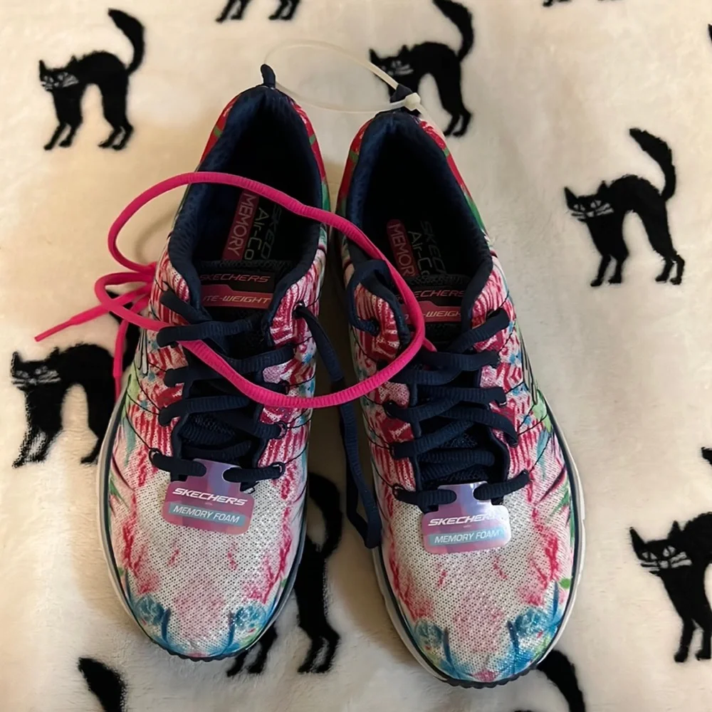 Skechers Tropical Print Sneaker Wedges Spring Essential Navy Multi - Medium - Picture 1 of 8